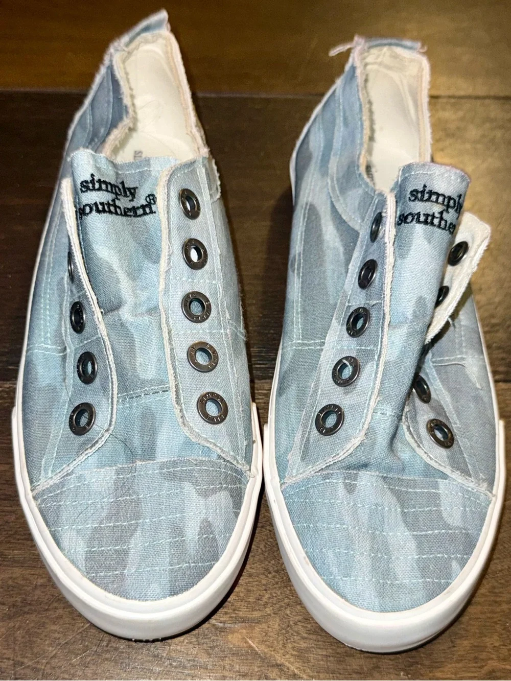 Simply Southern Women’s Slip-On Shoes | Blue Tie-Dye | Size 6 | NWOT